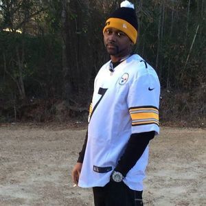 Meet your Posher, Howard